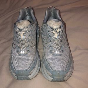 RARE Hoka One One : Clifton 4 Outdoor Voices